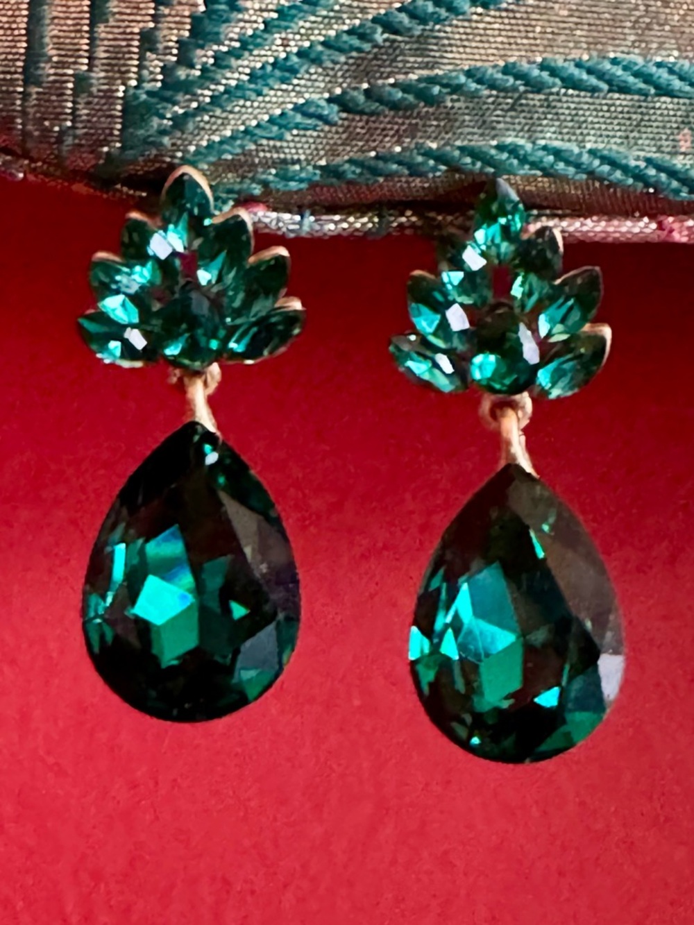 Emerald Teardrop Crystal Drop Earrings - Women costume Jewelry